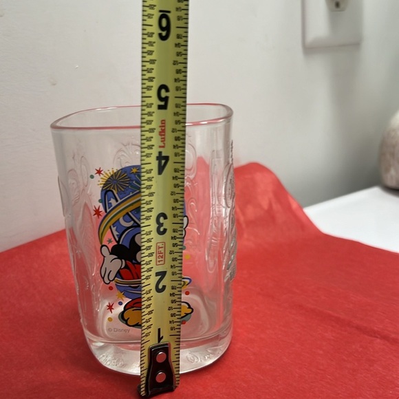 Epcot Mickey Mouse 2000 Walt Disney World glass - Picture 6 of 8